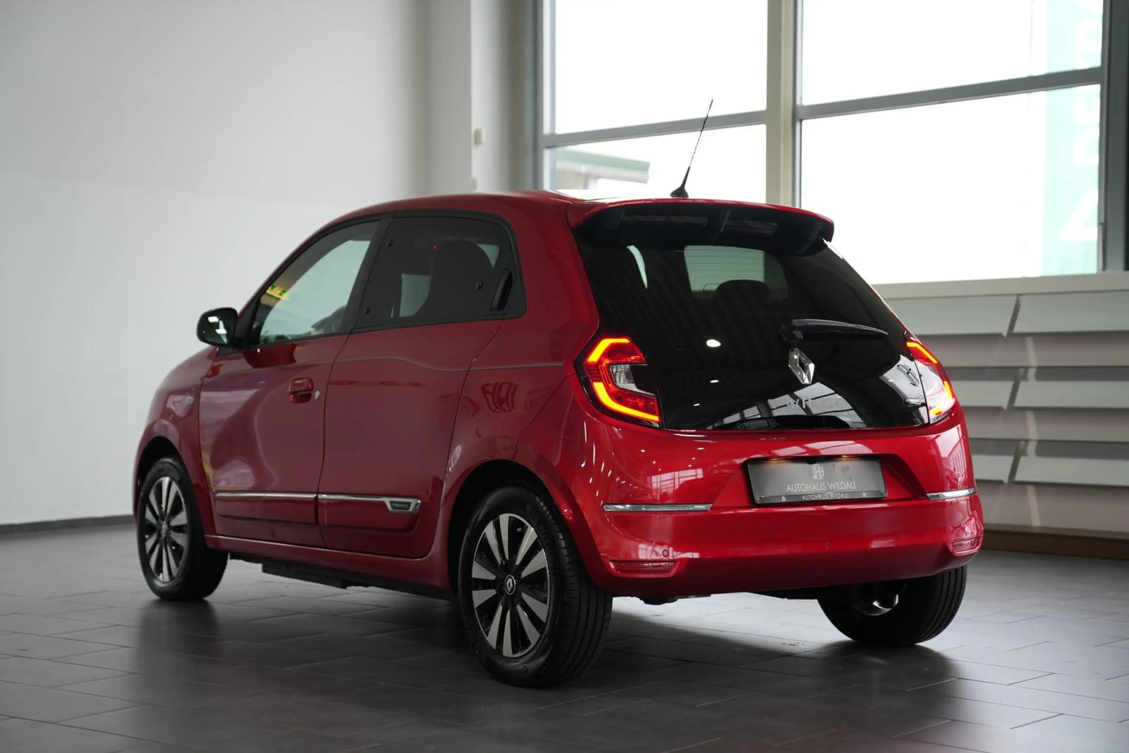 Renault Twingo Techno Electric *AUT*CARPLAY*SHZ* — photo 10