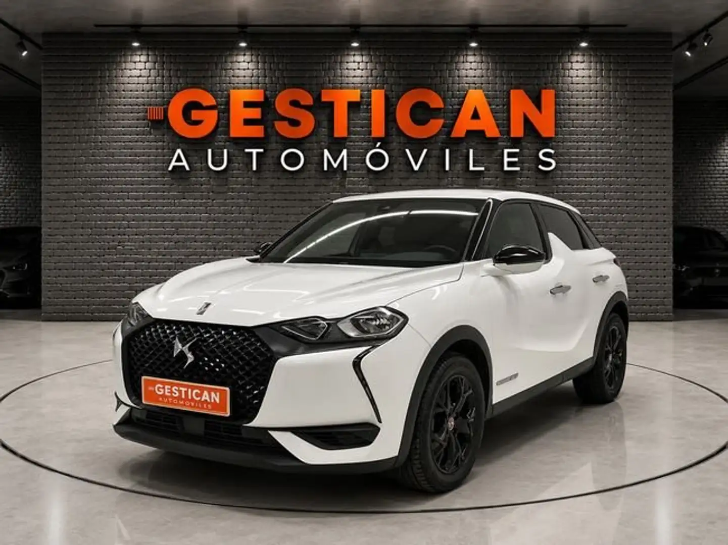DS Automobiles DS 3 Crossback PureTech 73 kW Manual PERFORMANCE LINE Blanco - 1
