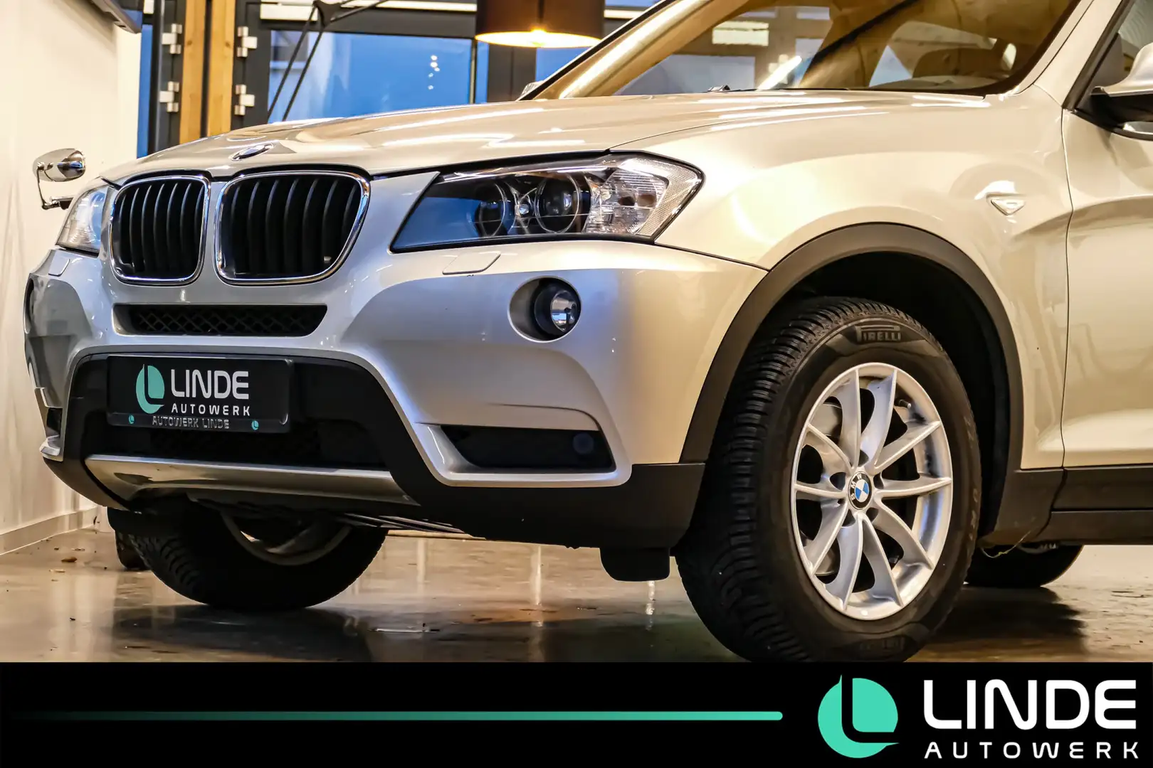 BMW X3 20i XD |BI-XENON|HUD|SHZ|TEMPO|DSR|PDC Silber - 2