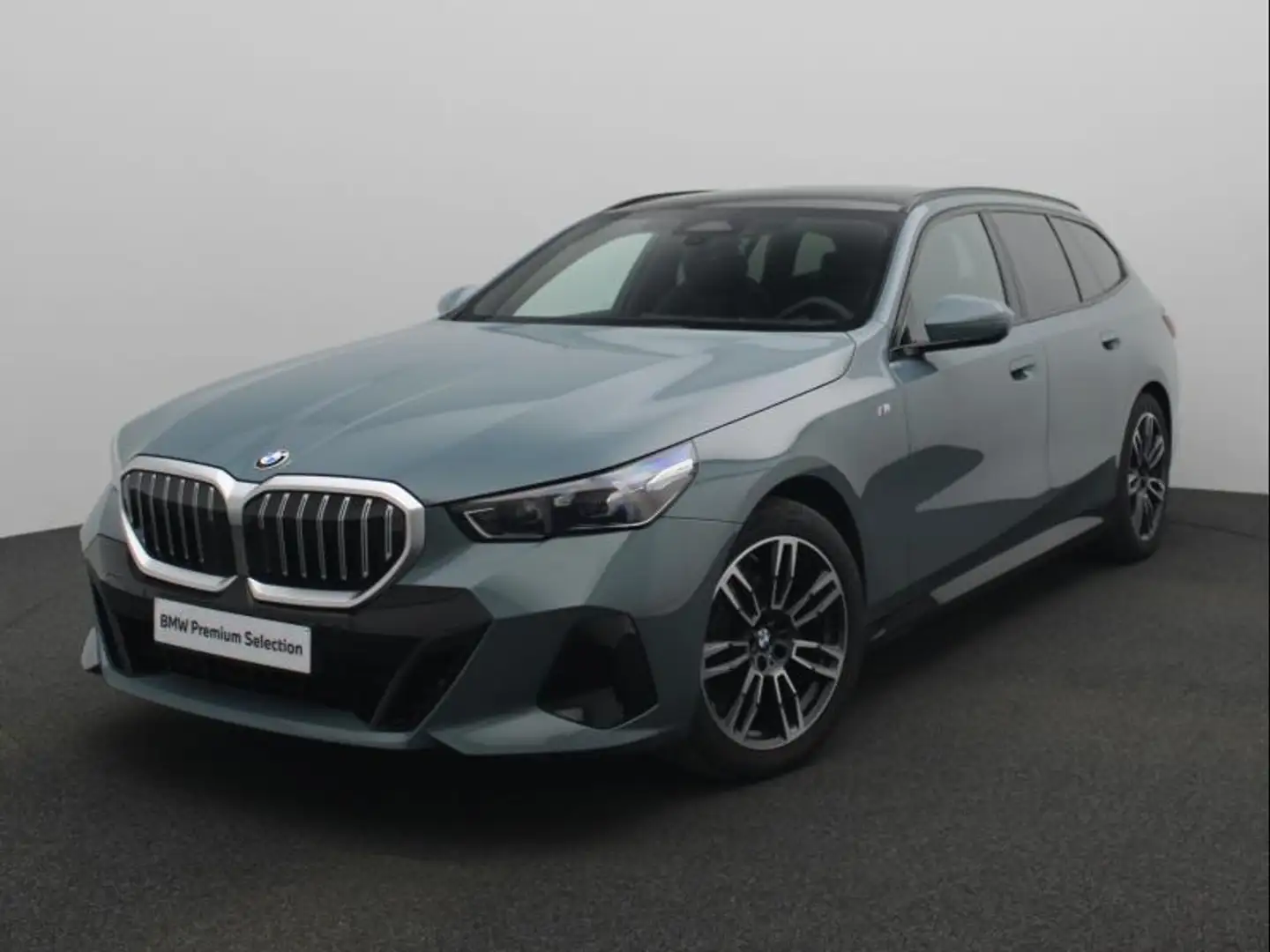 BMW 520 M SPORT - HARMAN-KARDON - ACC Groen - 1