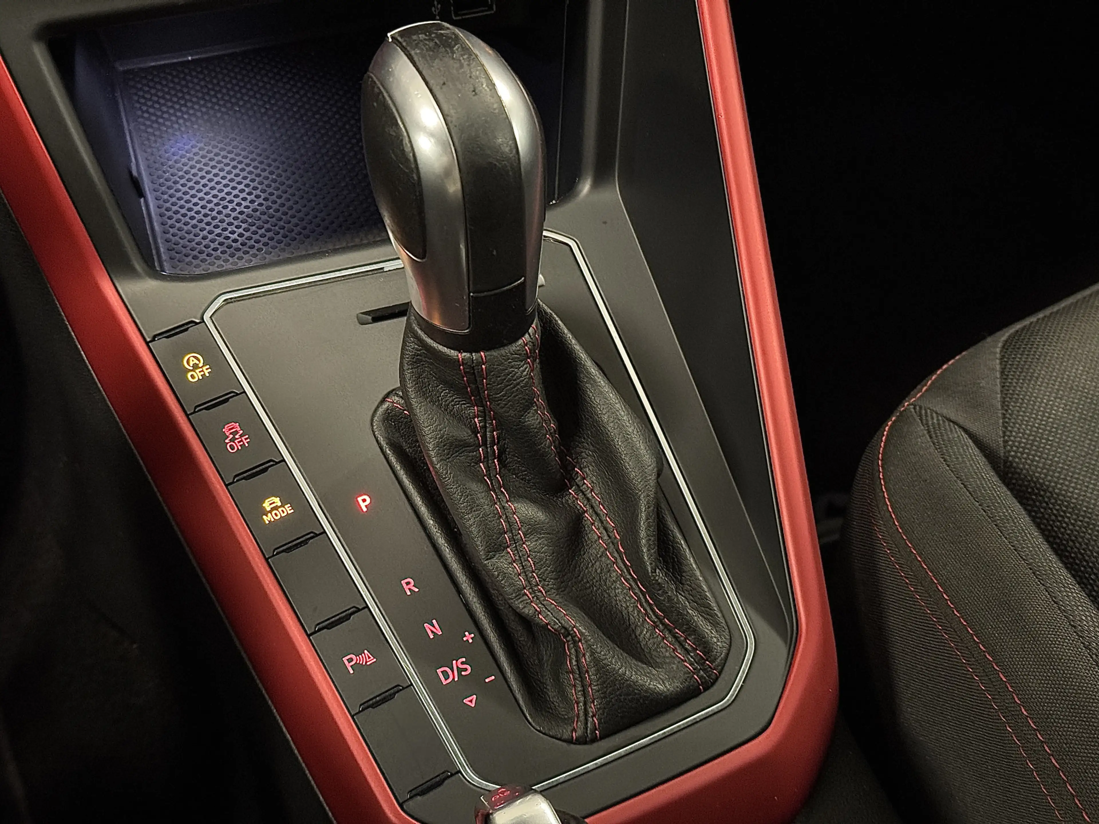 Volkswagen Polo GTI 2.0 TSI | Panoramadak | Beats Audio | Rijmodus Reg — photo 21