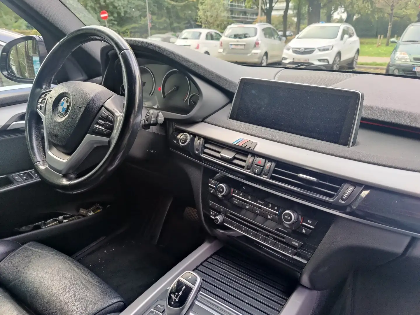 BMW X5 sDrive25d Zwart - 2