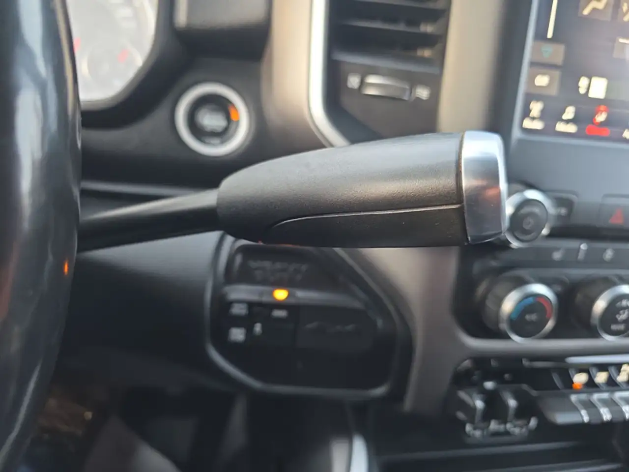 RAM 2500 снимка RAM 2500