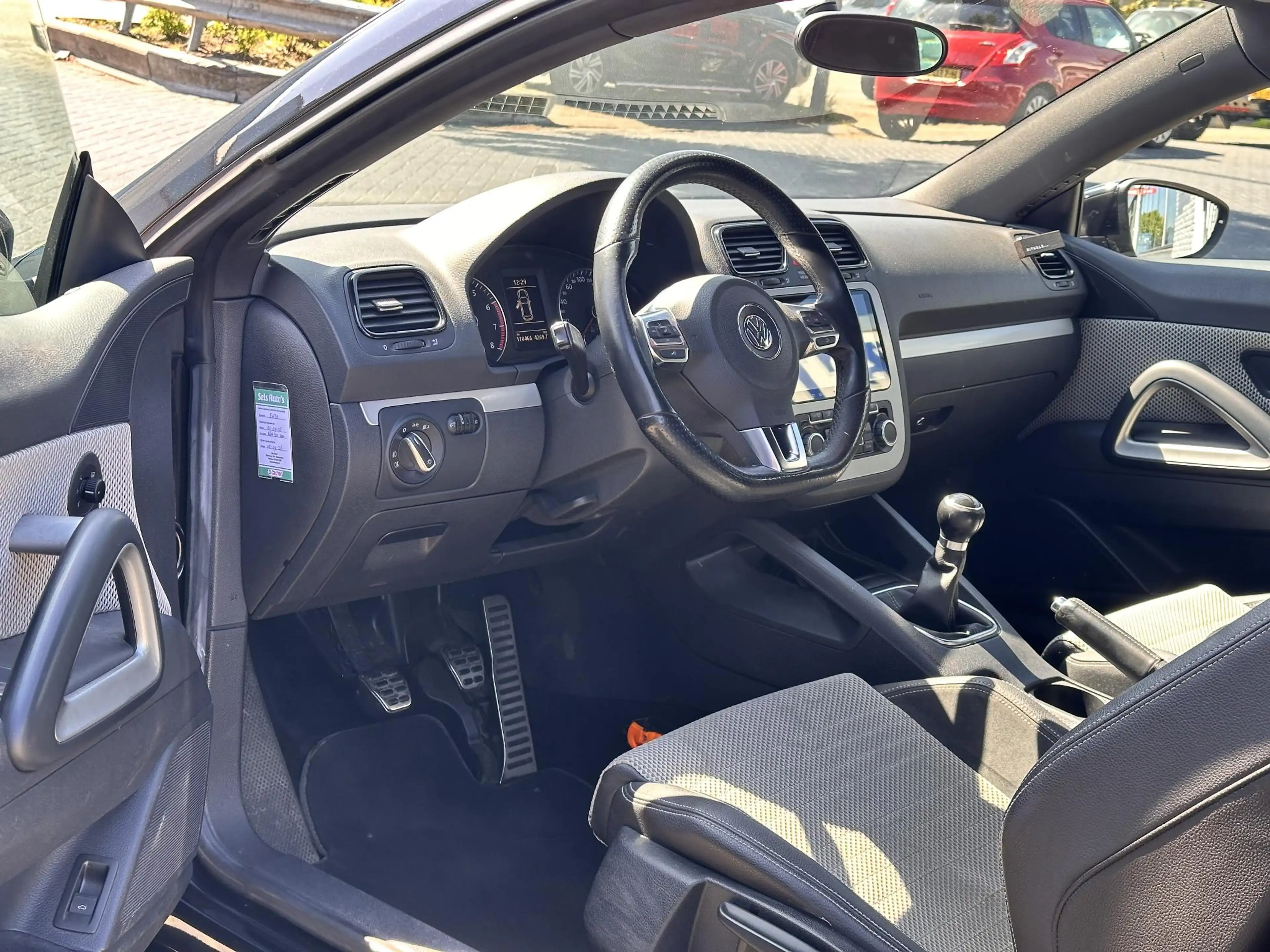 Volkswagen Scirocco 1.4 TSI Highline — photo 3