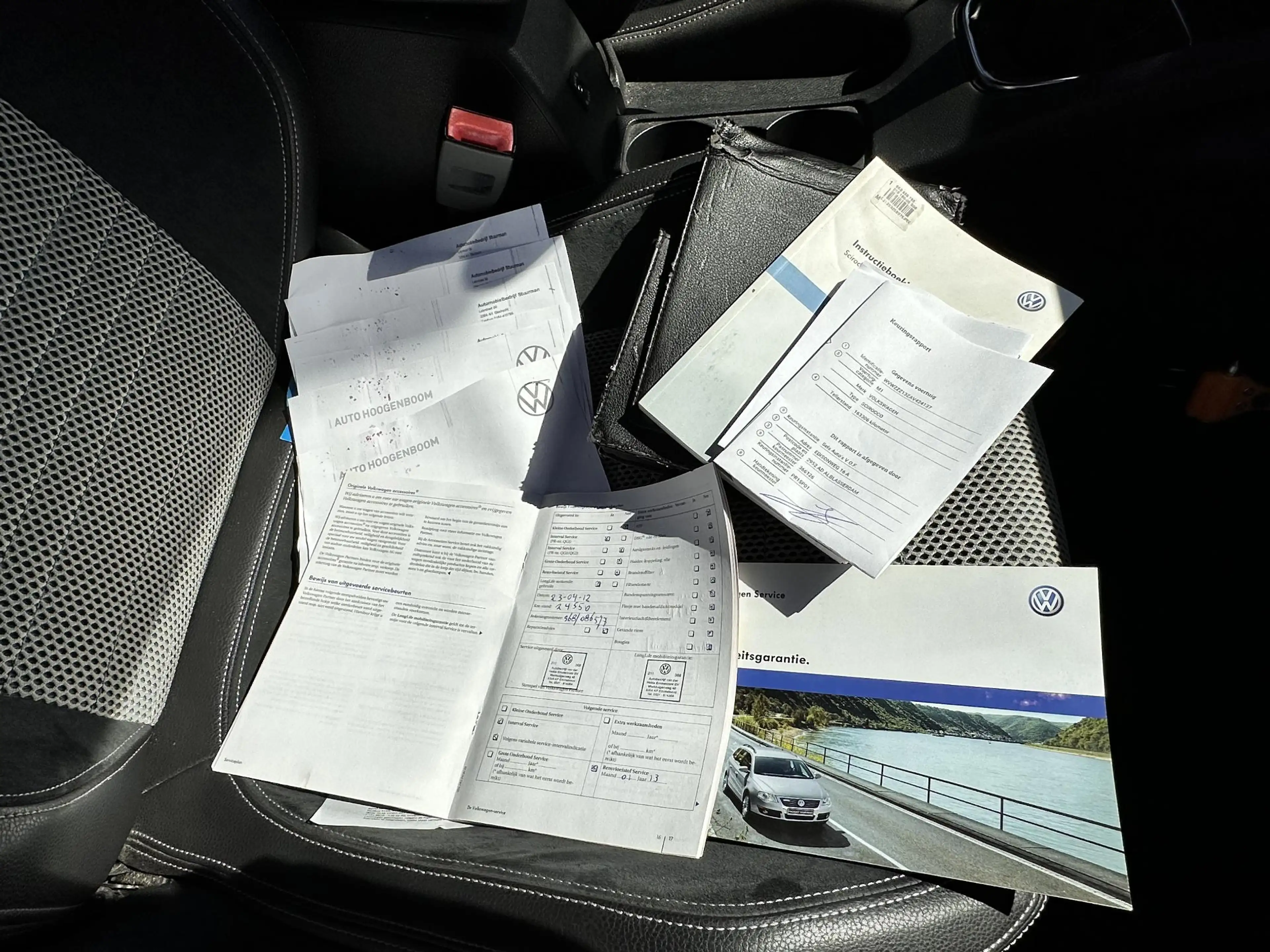 Volkswagen Scirocco 1.4 TSI Highline — photo 12