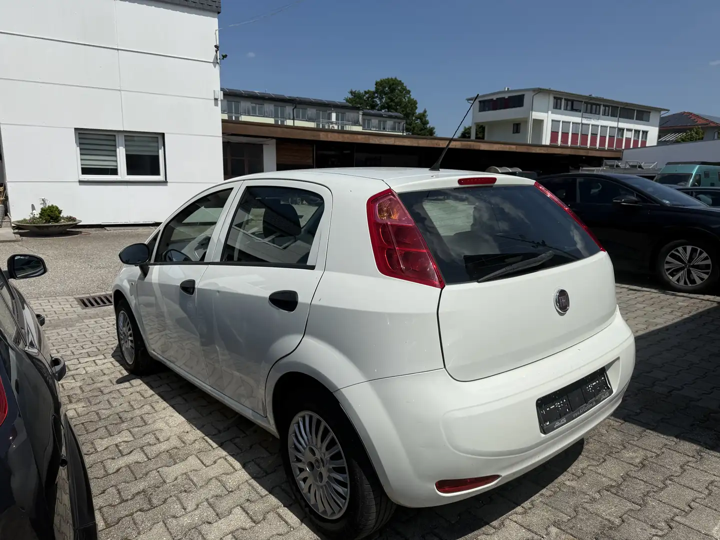 Fiat Punto Basis Blanc - 1