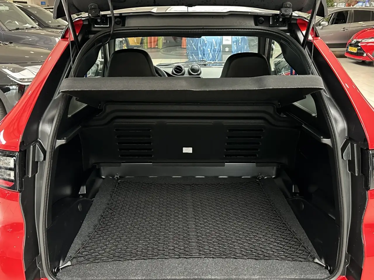 Aixam GTI DEALER [ CARPLAY I CAMERA I DIESEL I VERWARMING ] 8