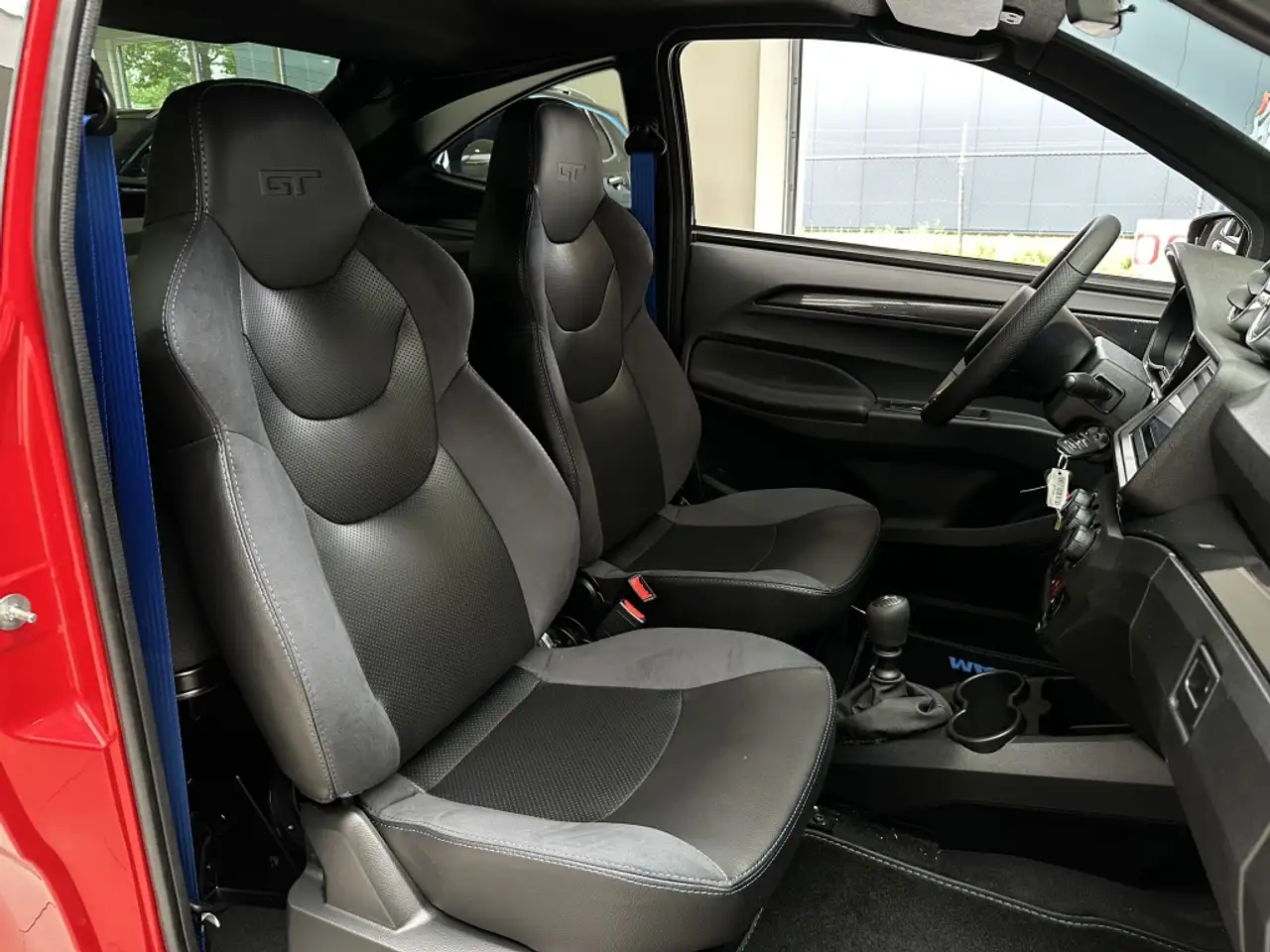 Aixam GTI DEALER [ CARPLAY I CAMERA I DIESEL I VERWARMING ] 6