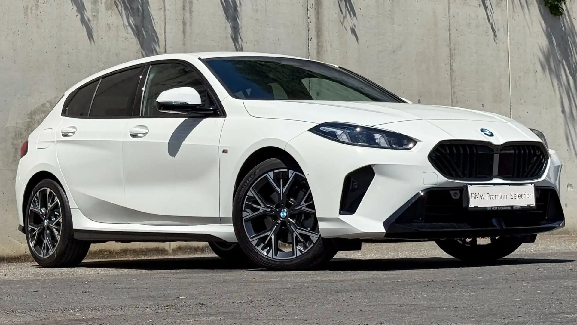 BMW 120 i M-Sportpaket Weiß - 2
