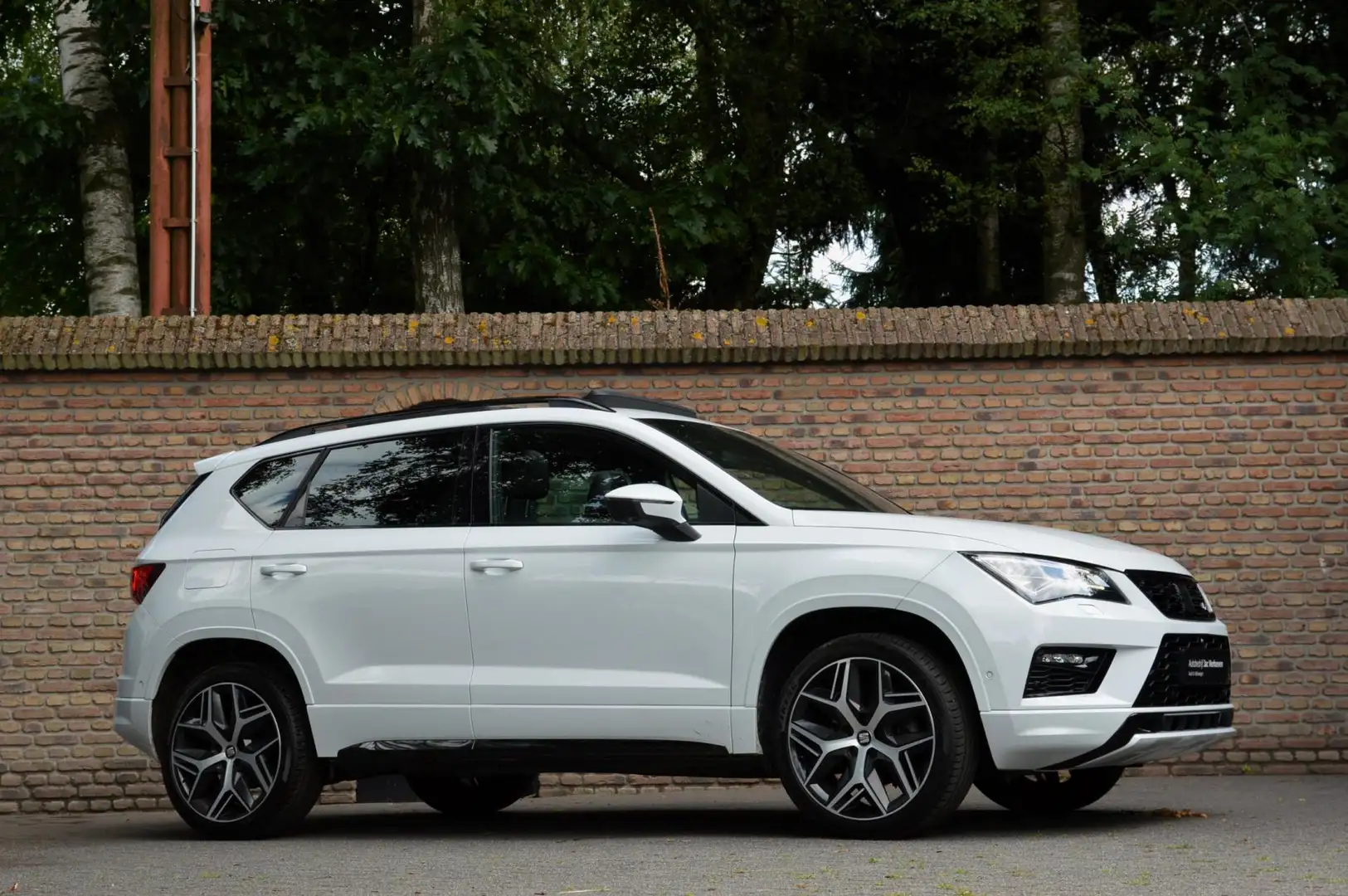 SEAT Ateca 1.5 TSI 150pk|FR|Full Options|Black Optik|Panorama Blanc - 2