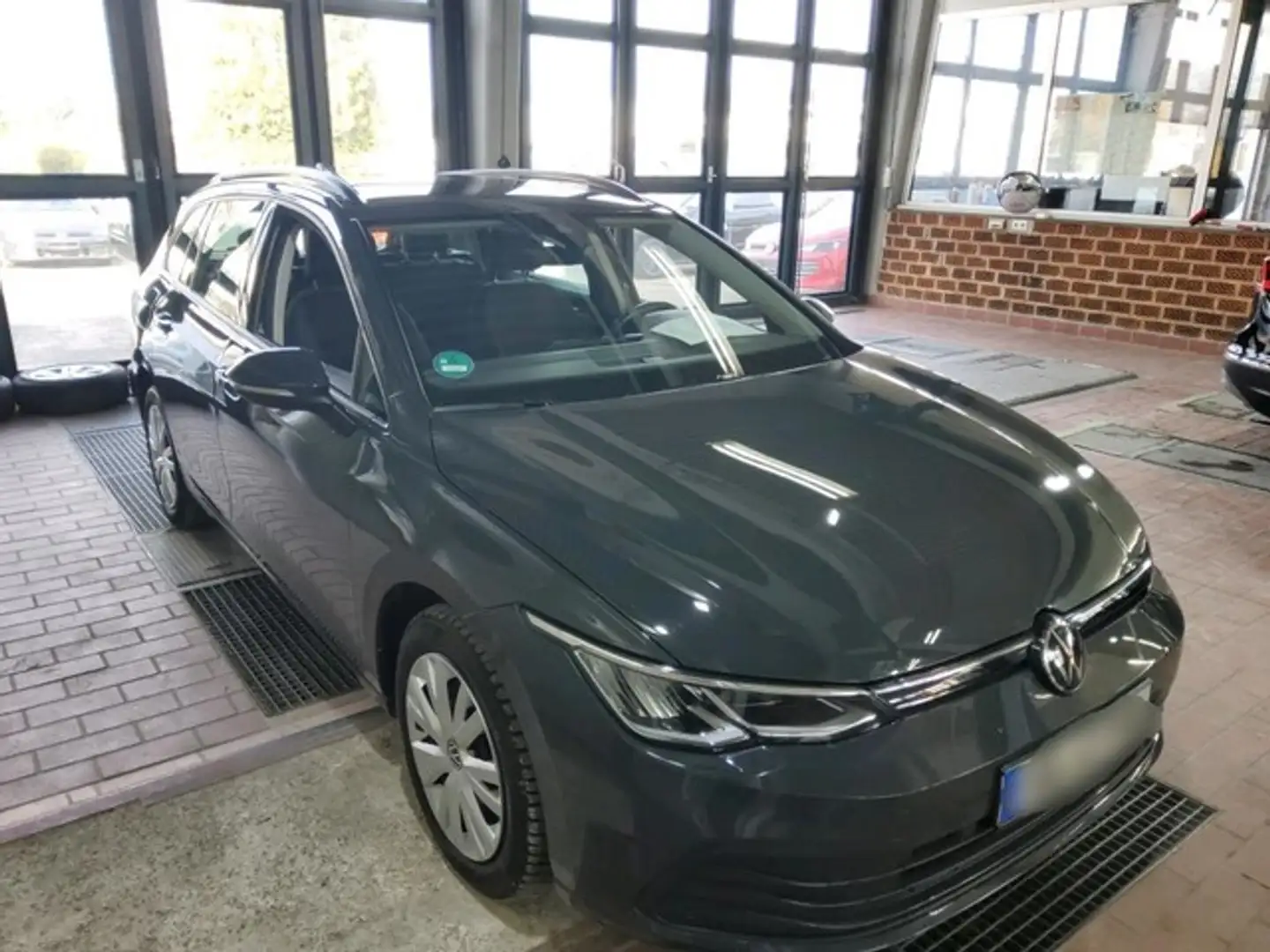 Volkswagen Golf Variant Life 1.0 eTSI DSG AHK/Navi/LED/Spur Life Gris - 1