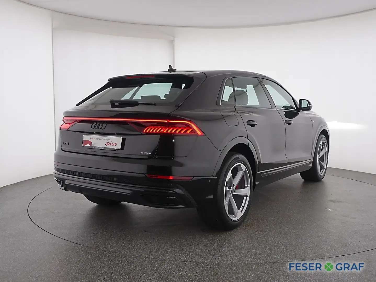 Audi Q8 55 TFSI qu. competition plus AHK/Luftfederung Schwarz - 2