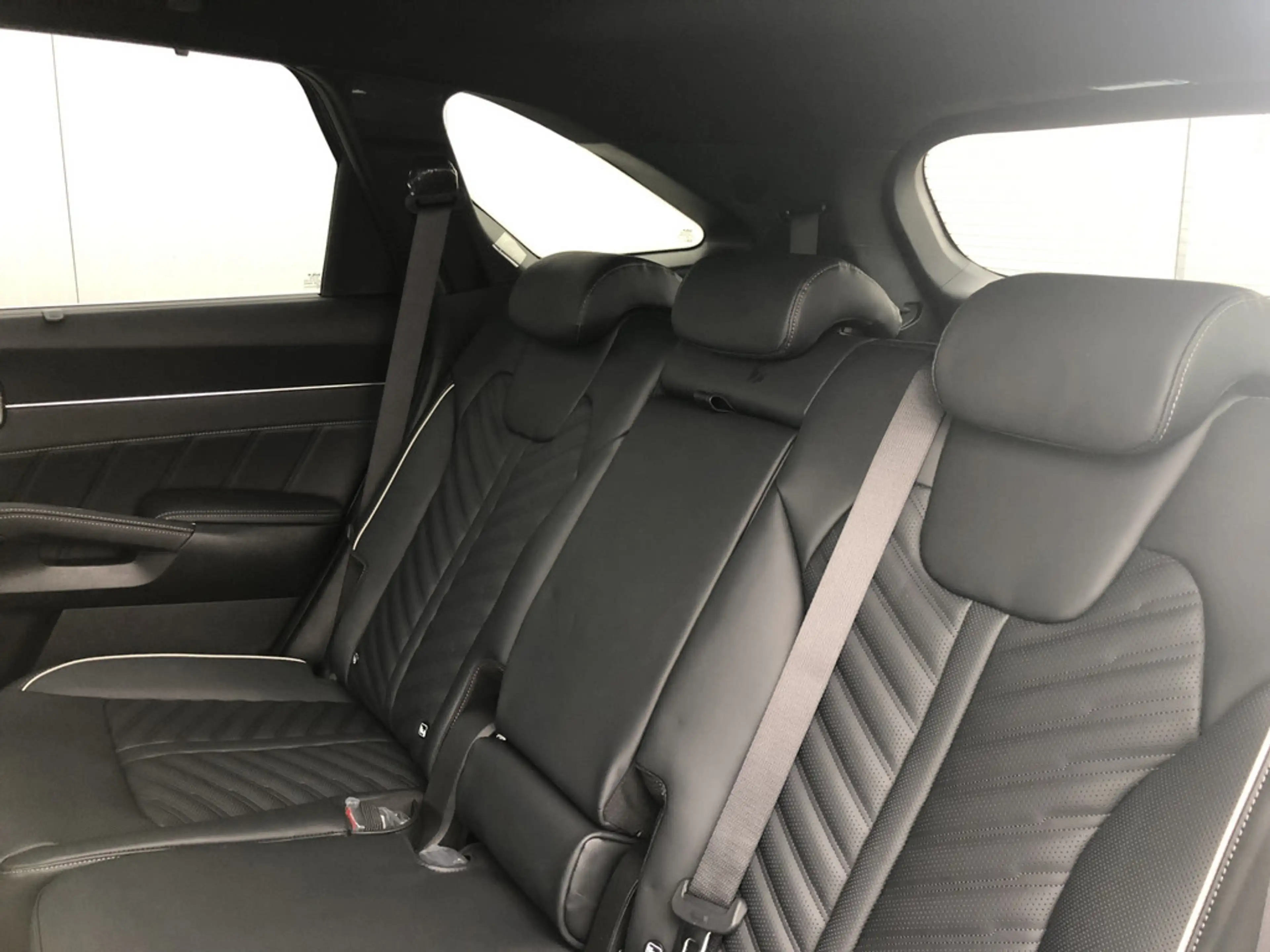 Kia Sorento Platinum 2.2D DCT AWD 7-Sitzer AHK — photo 8