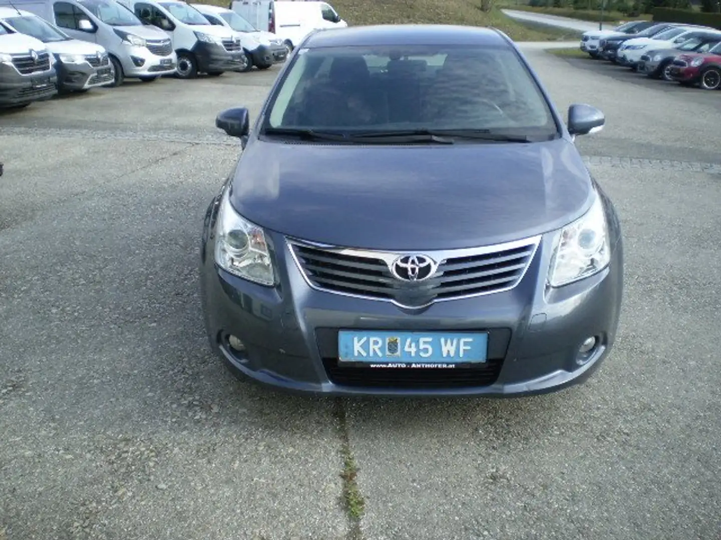 Toyota Avensis Avensis 2,2 D-4D 150 D-CAT Comfort Aut. Comfort Grau - 2