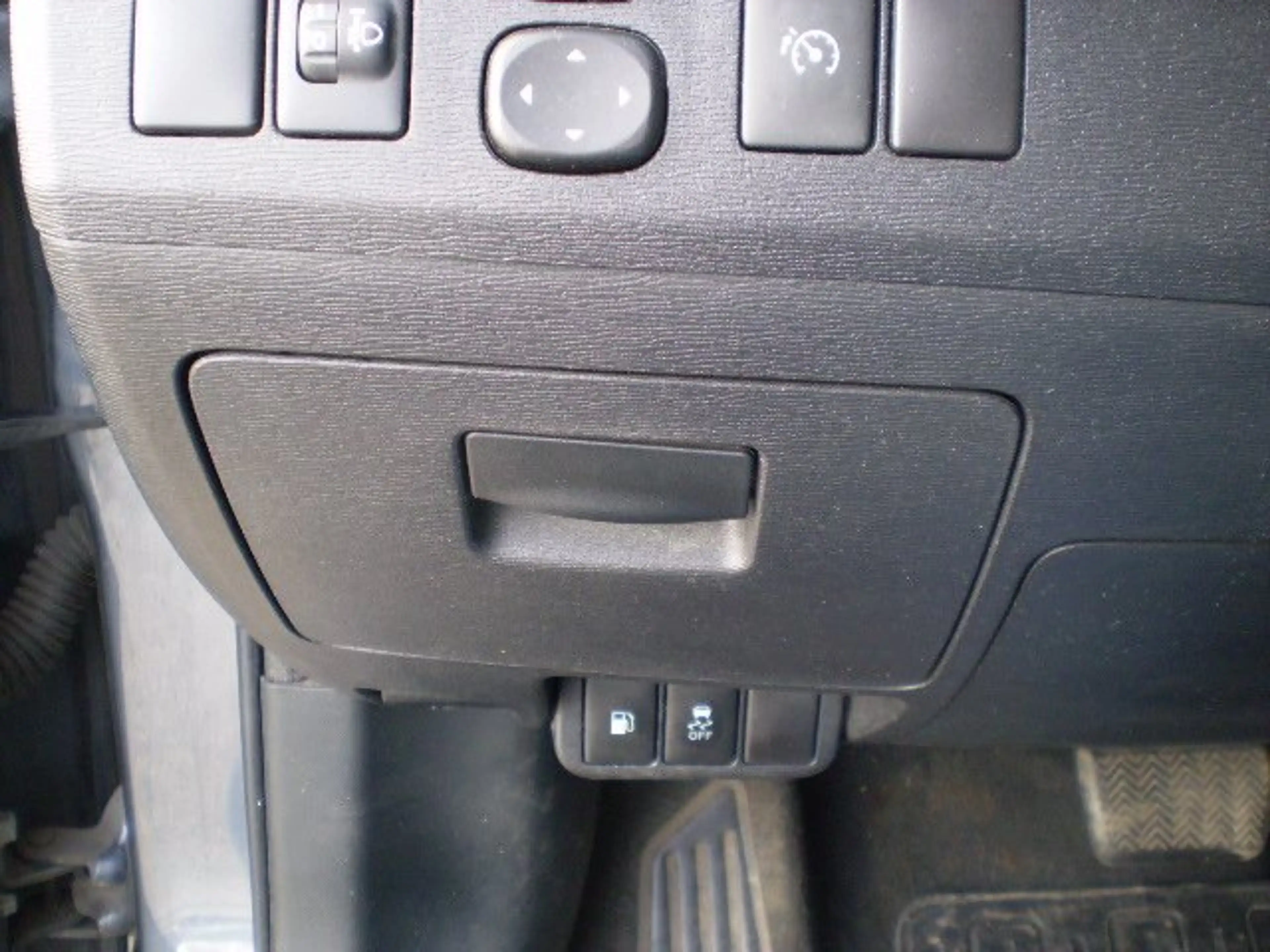 Toyota Avensis Avensis 2,2 D-4D 150 D-CAT Comfort Aut. Comfort — photo 8