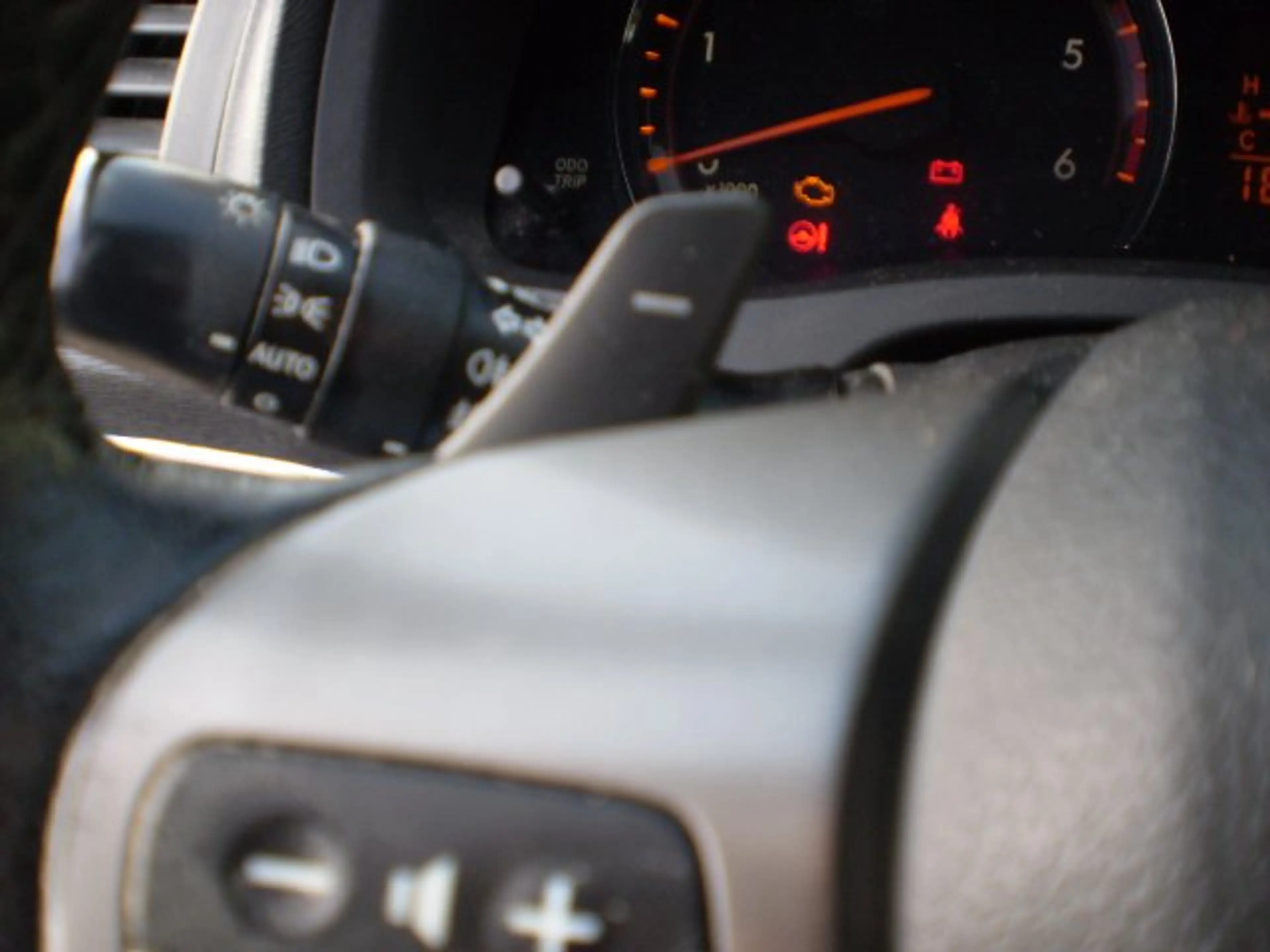 Toyota Avensis Avensis 2,2 D-4D 150 D-CAT Comfort Aut. Comfort — photo 9