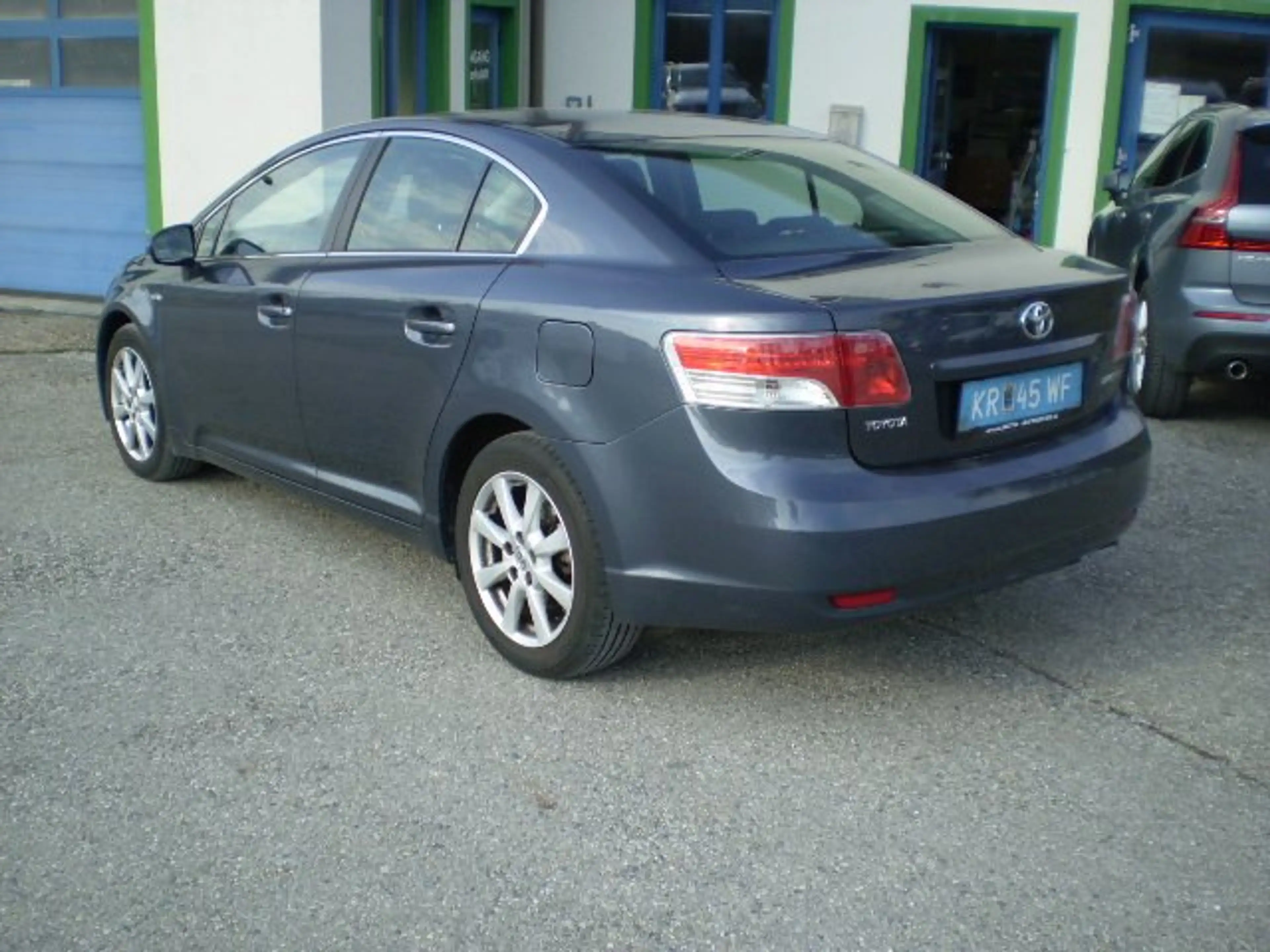 Toyota Avensis Avensis 2,2 D-4D 150 D-CAT Comfort Aut. Comfort — photo 4