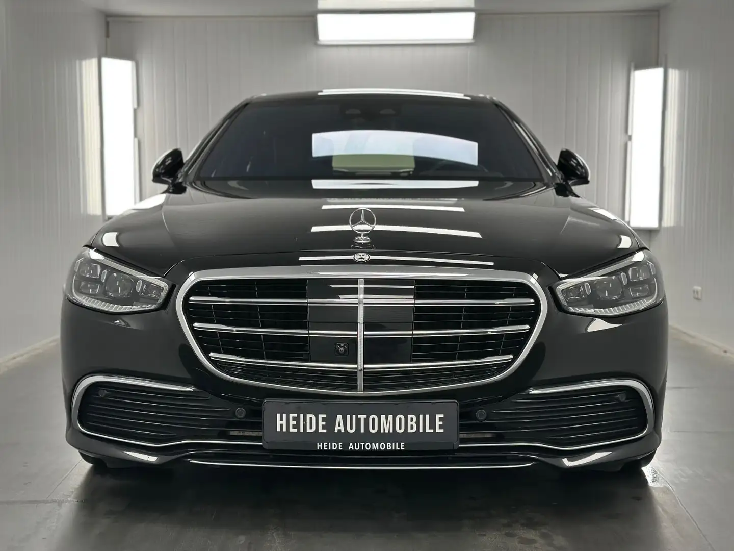 Mercedes-Benz S 500 4Matic Chauffeur 360° Digital Light Pano Schwarz - 2