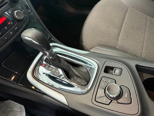 Opel Insignia view 14