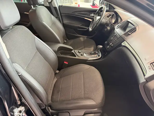 Opel Insignia view 13