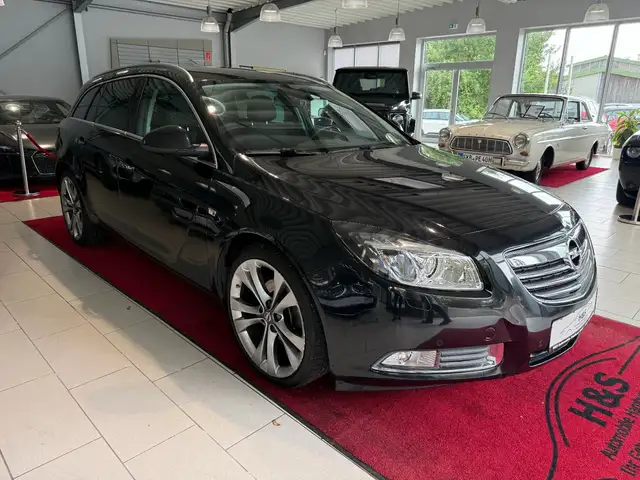 Opel Insignia view 3