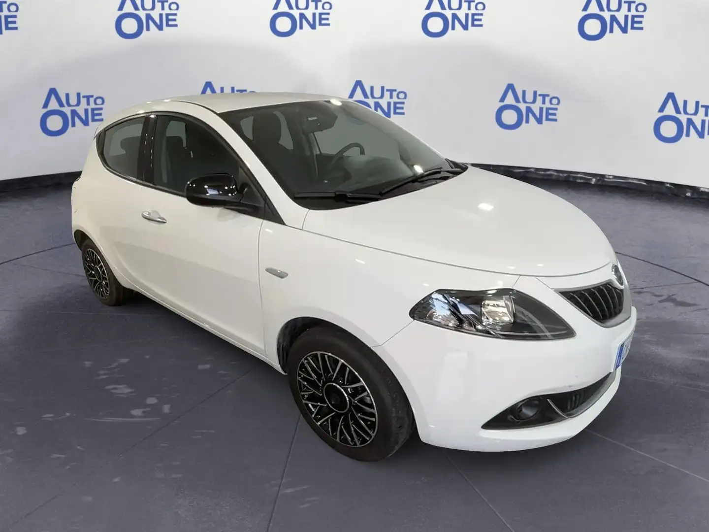 Lancia Ypsilon 1.0 Hybrid 70Cv Platino - @ Bianco - 1