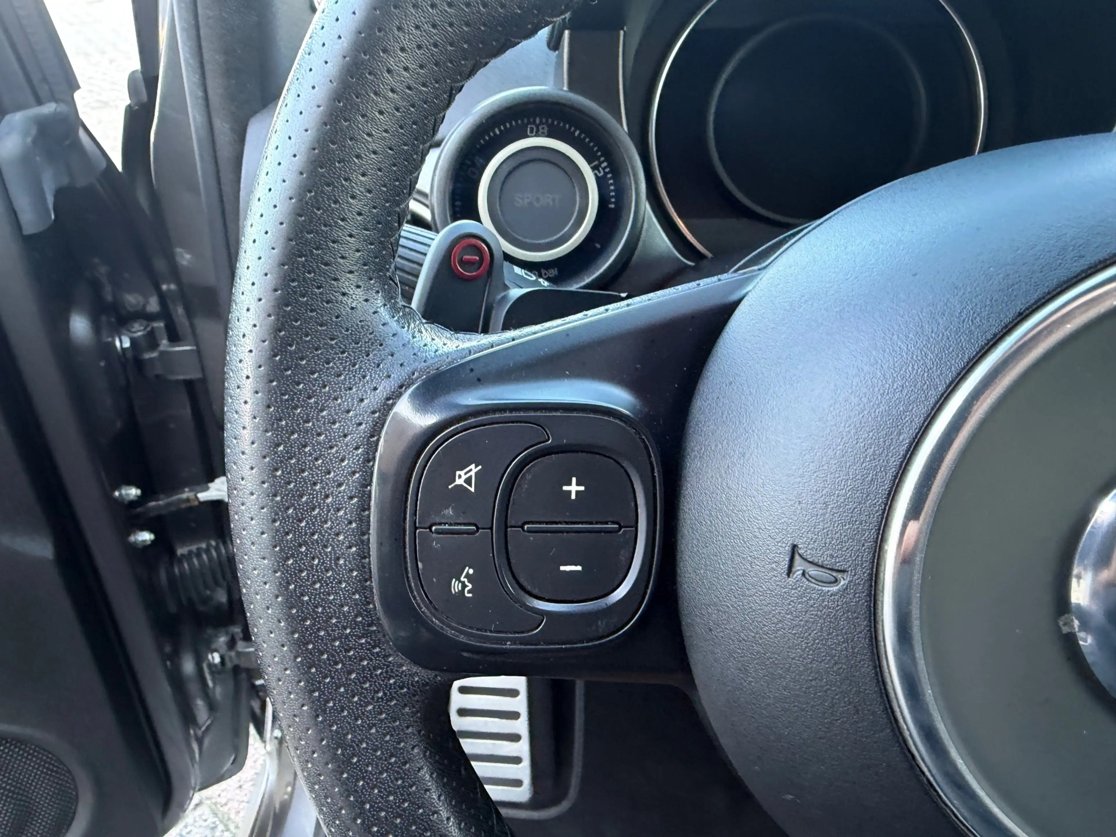 Fiat 500 Abarth 1.4 T-Jet Turismo — photo 18