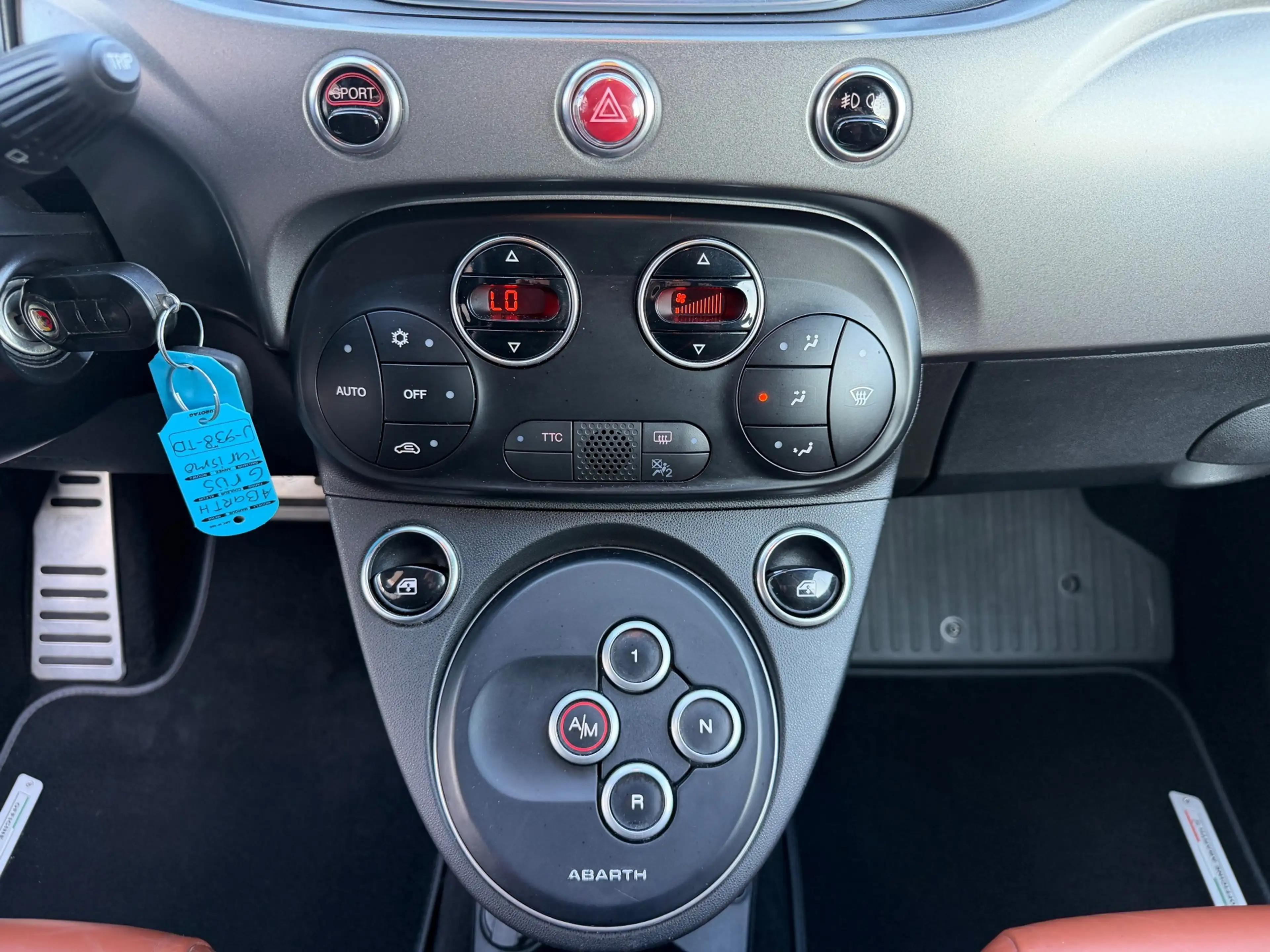 Fiat 500 Abarth 1.4 T-Jet Turismo — photo 23