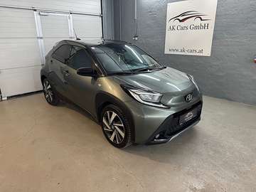 X 1,0 VVT-i Explore CVT Automatik