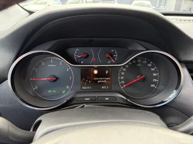 Opel Crossland X view 3