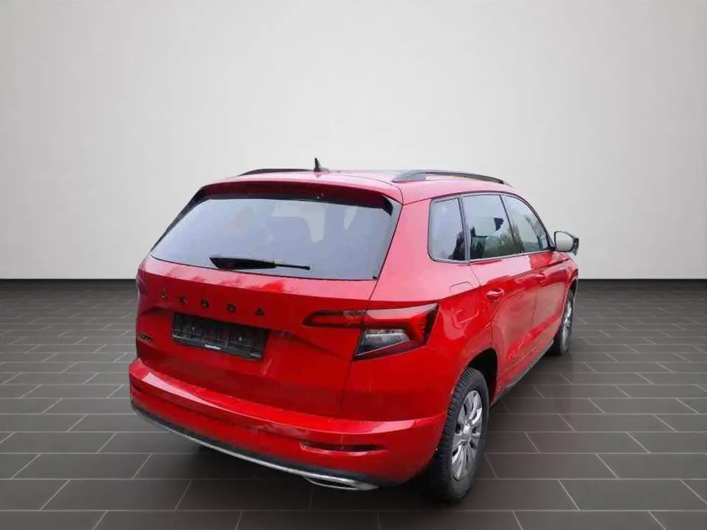 Skoda Karoq 1.5 TSI Sportline NAVI PANO KAMERA ACC Rot - 2