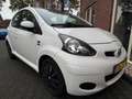 Toyota Aygo 1.0-12V Comfort Nav. NIEUWE APK / KOUDE AIRCO / GR Wit - thumbnail 27