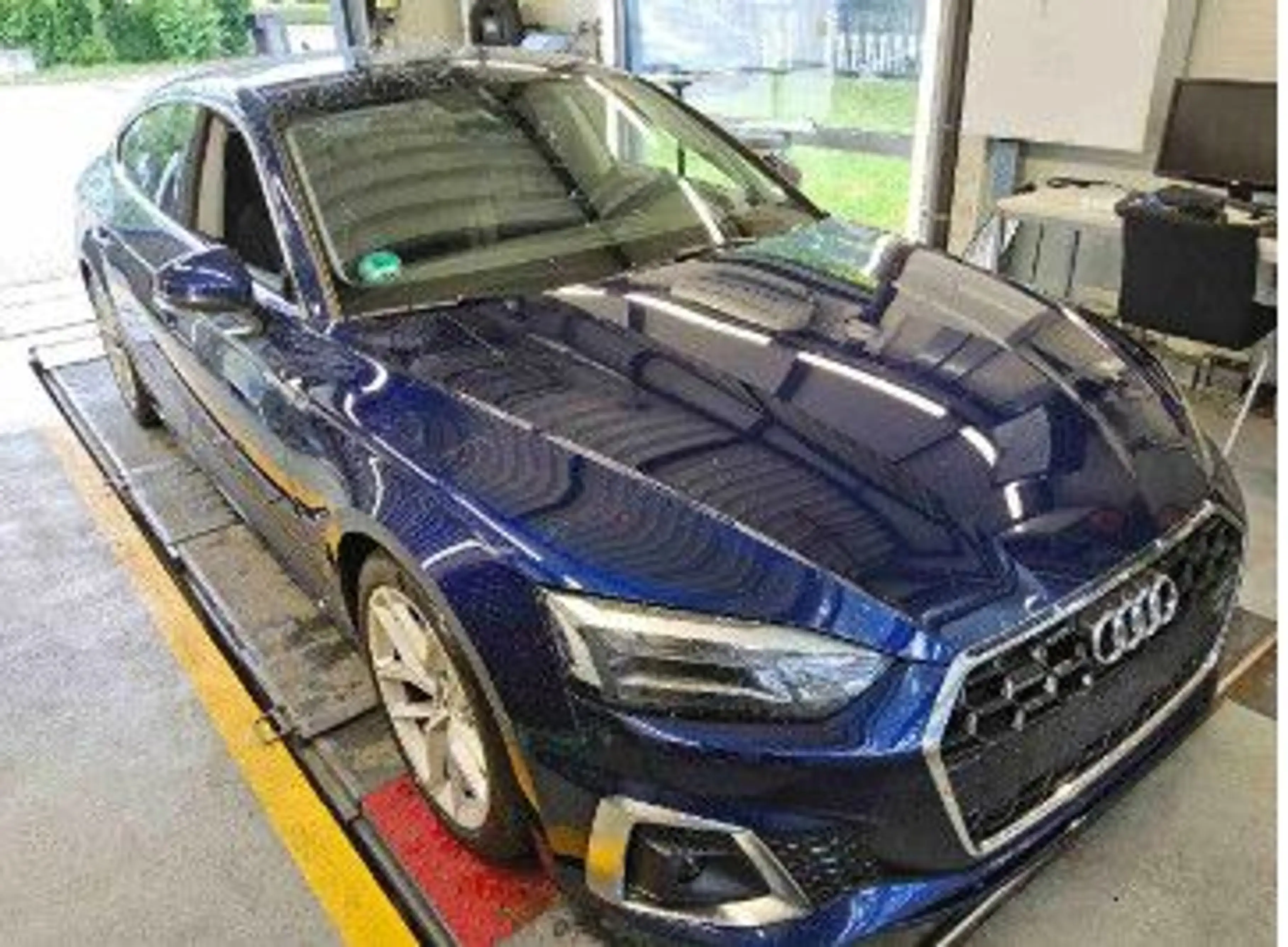 Audi A5 Sportback 40 TDI quattro S line Panorama — photo 2
