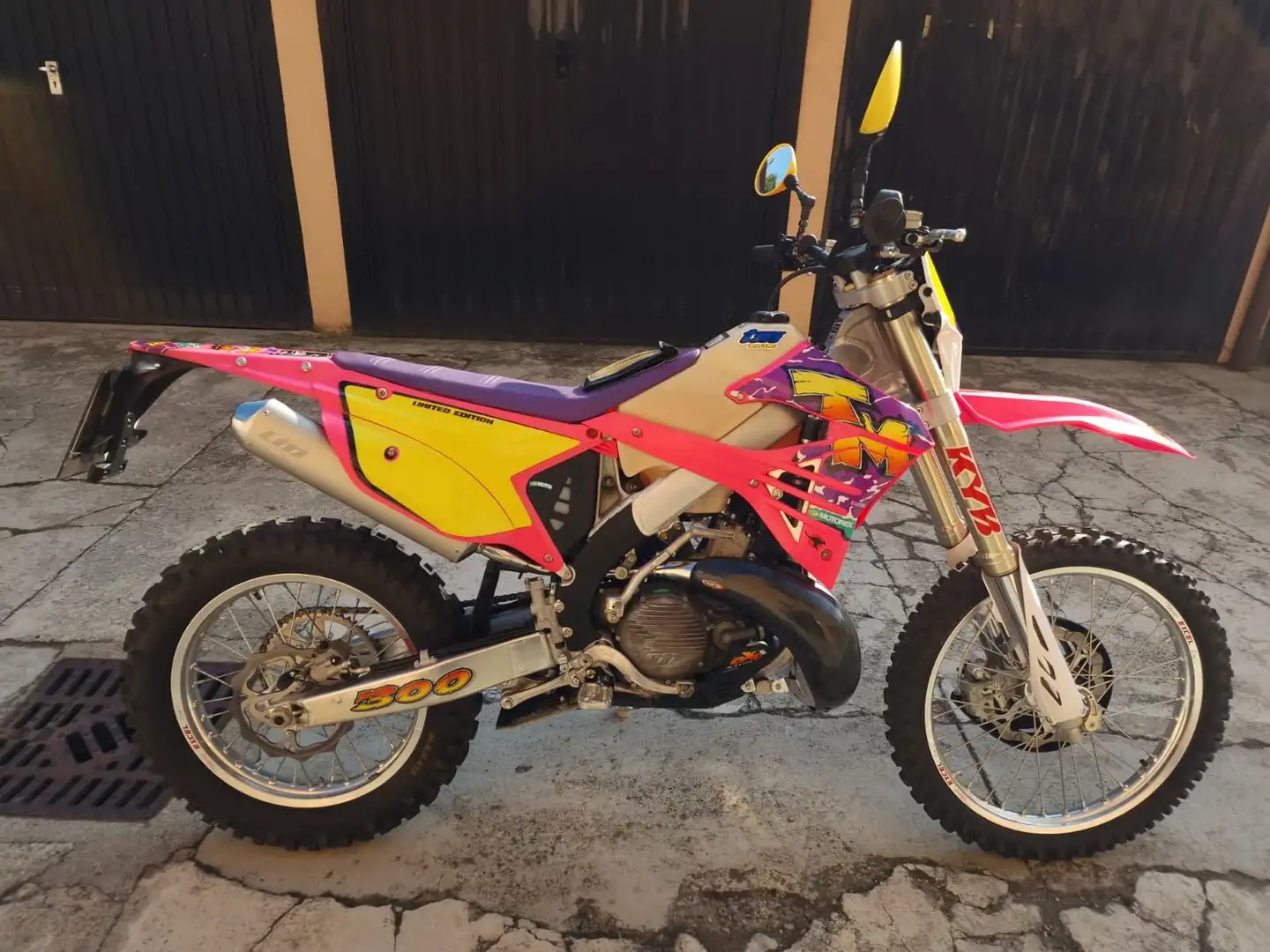 TM EN 300 2T EN FI 300 2T PINK LIMITED EDITION Mauve - 1