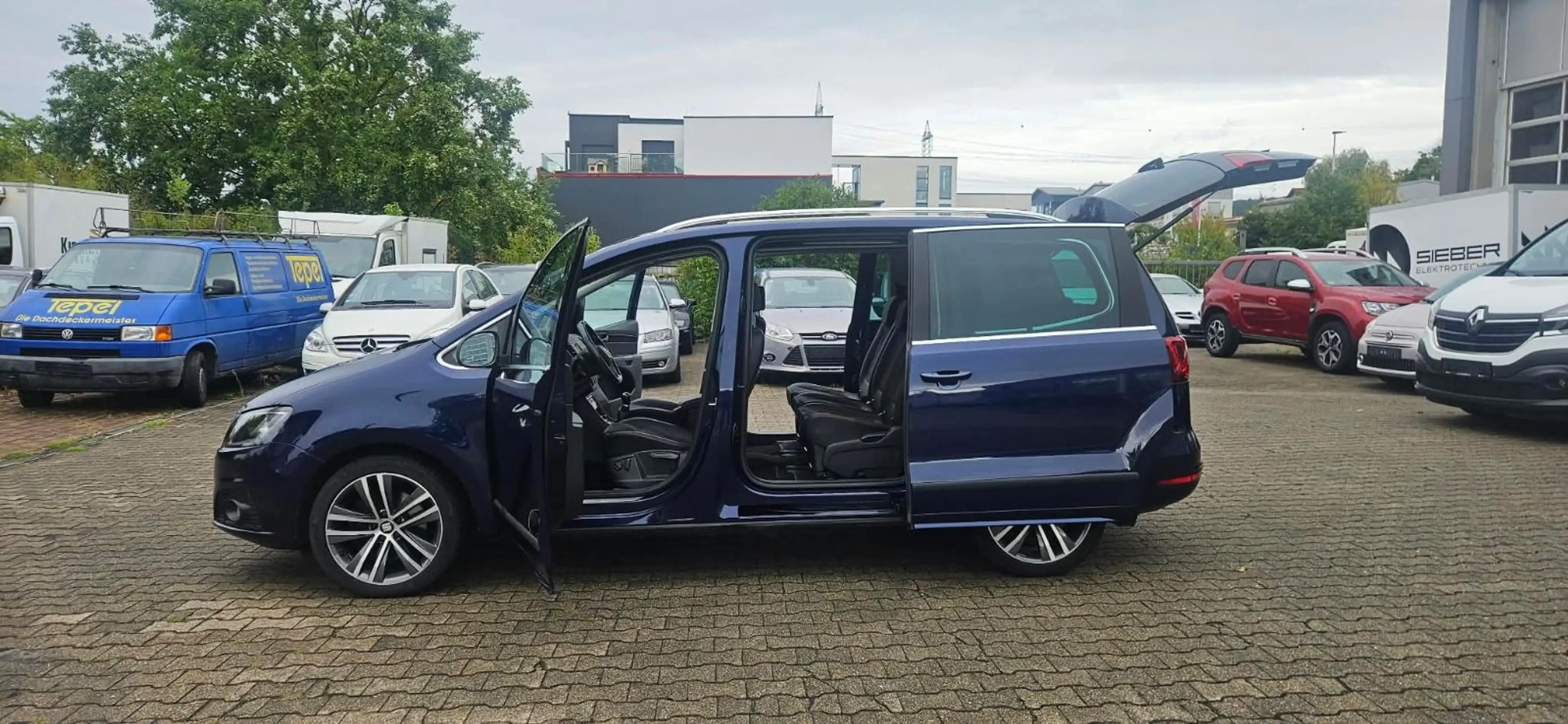 SEAT Alhambra FR-Line — photo 13