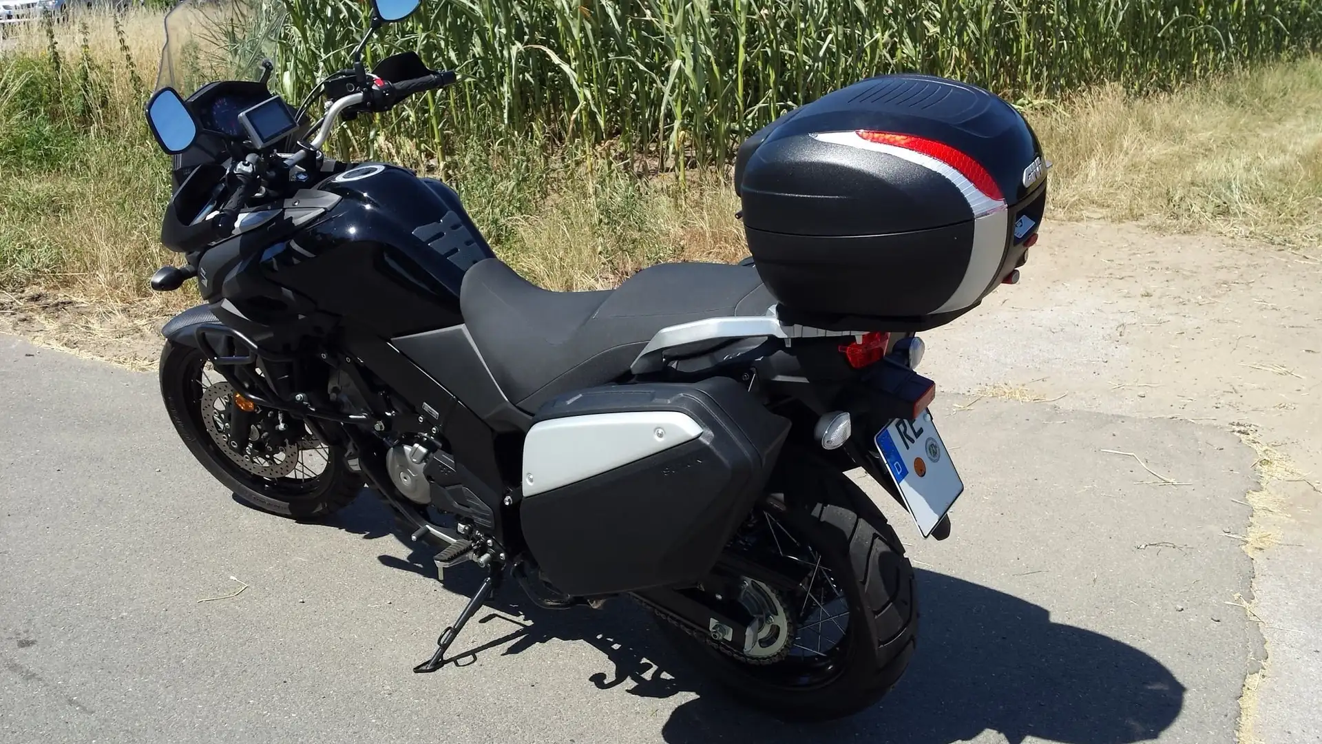 Suzuki V-Strom 650 DL schwarz-silber Black - 2