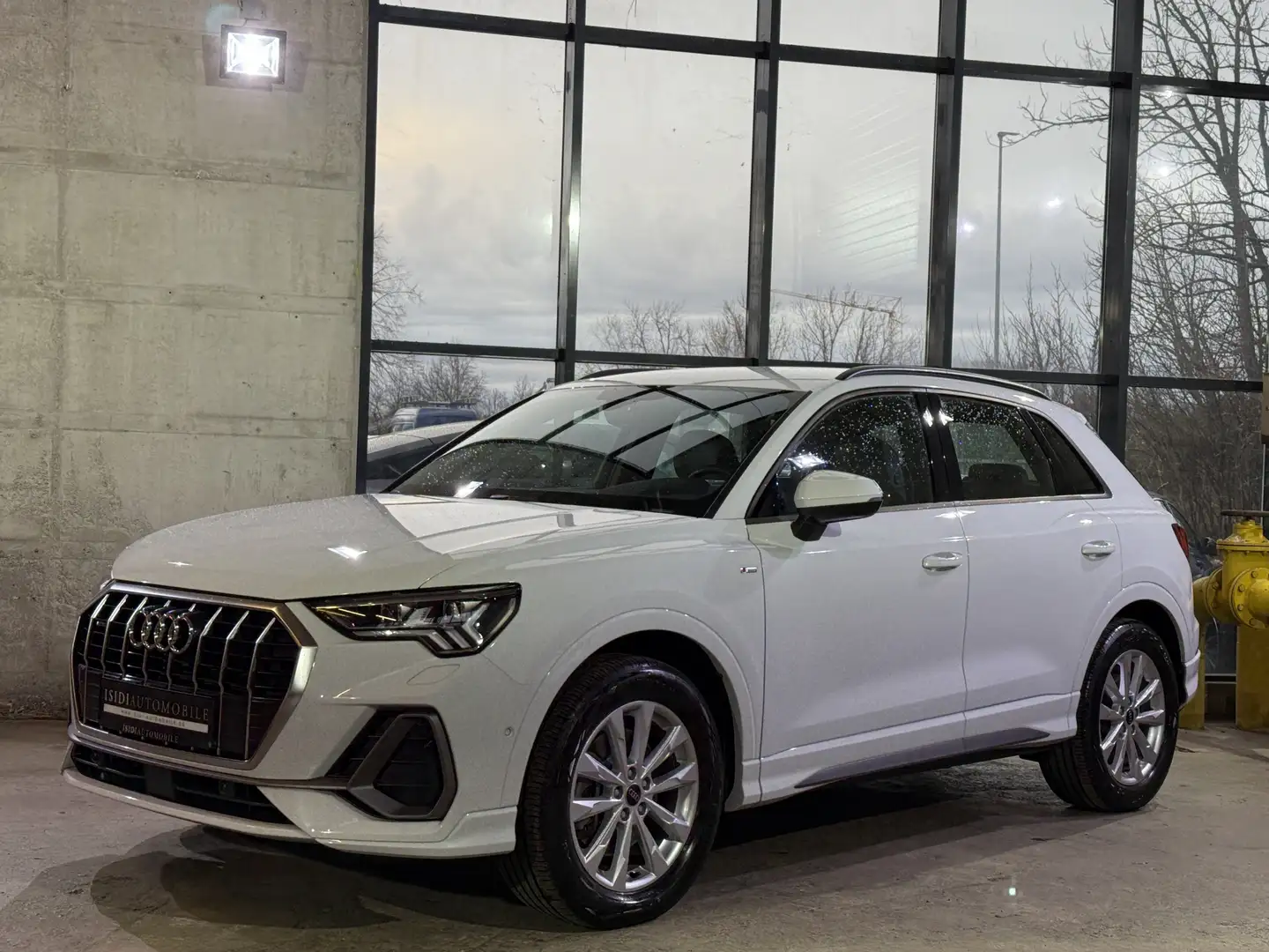 Audi Q3 45 S line Matrix Rü-Kamera VirtualCockpit AHK Blanc - 2