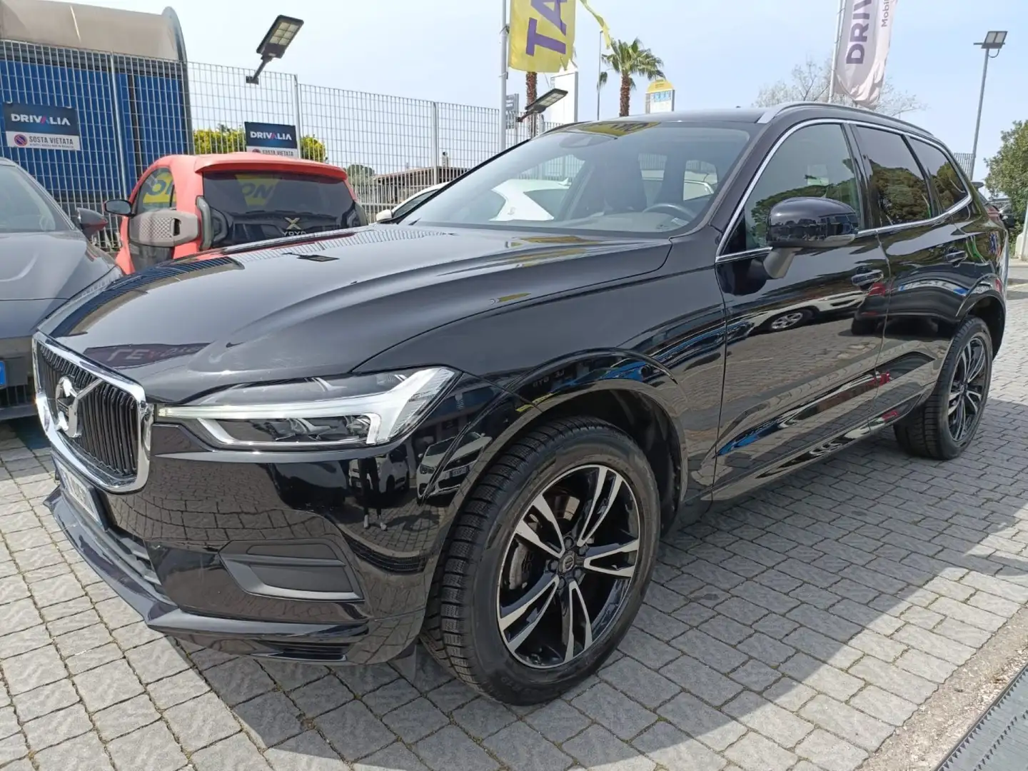 Volvo XC60 D4 Geartronic Business Plus Negro - 2