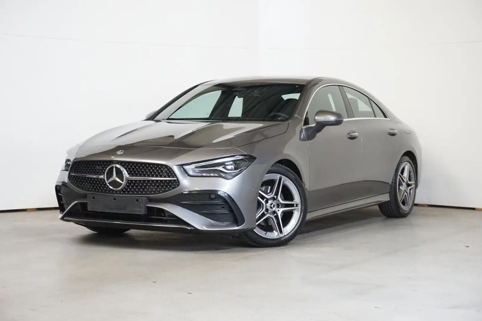 Mercedes-Benz CLA 180 AMG - KEYLESS GO Gris - 1