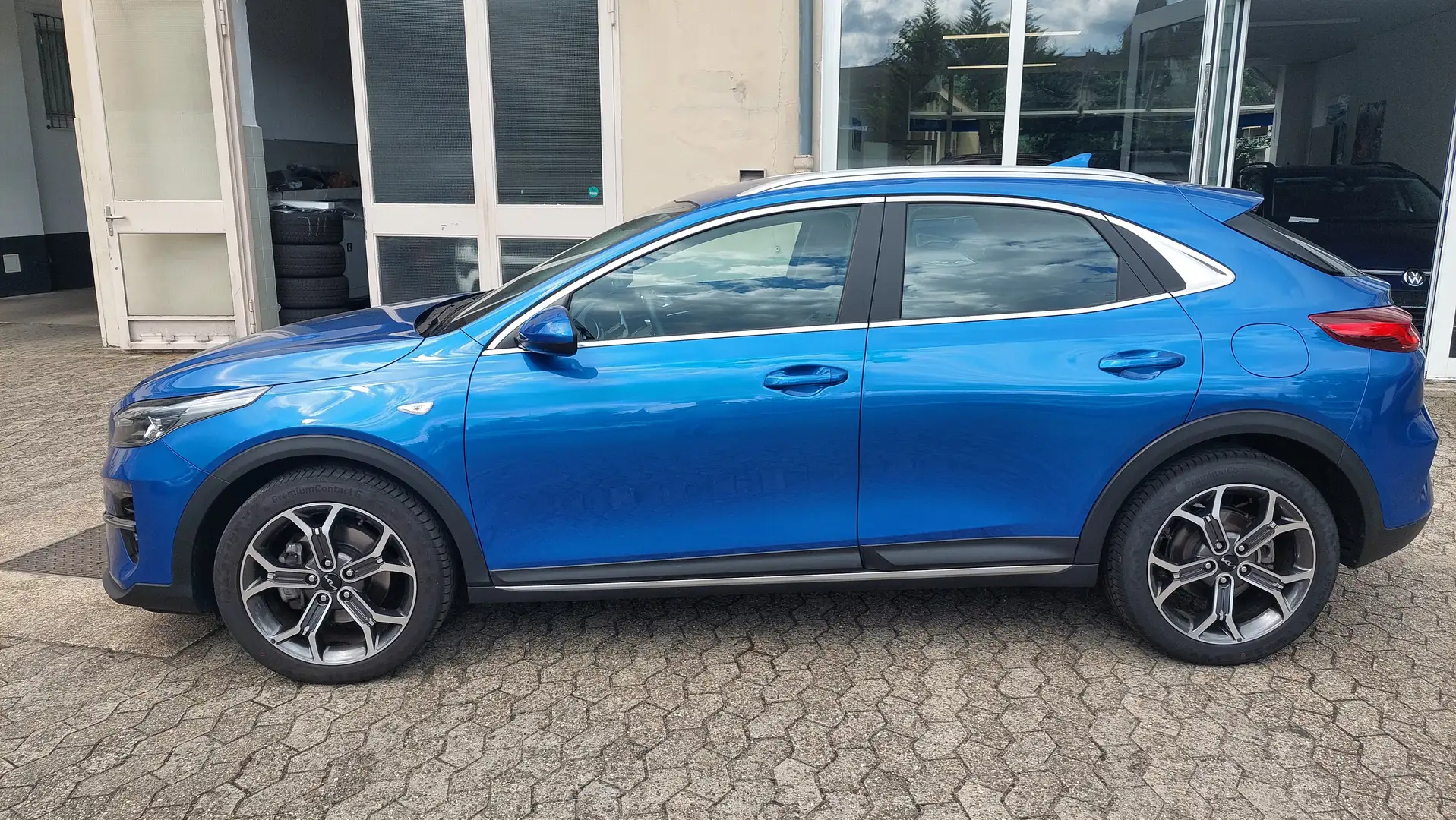 Kia XCeed 1.5 LED NAVI KAMERA WiPa Blau - 2