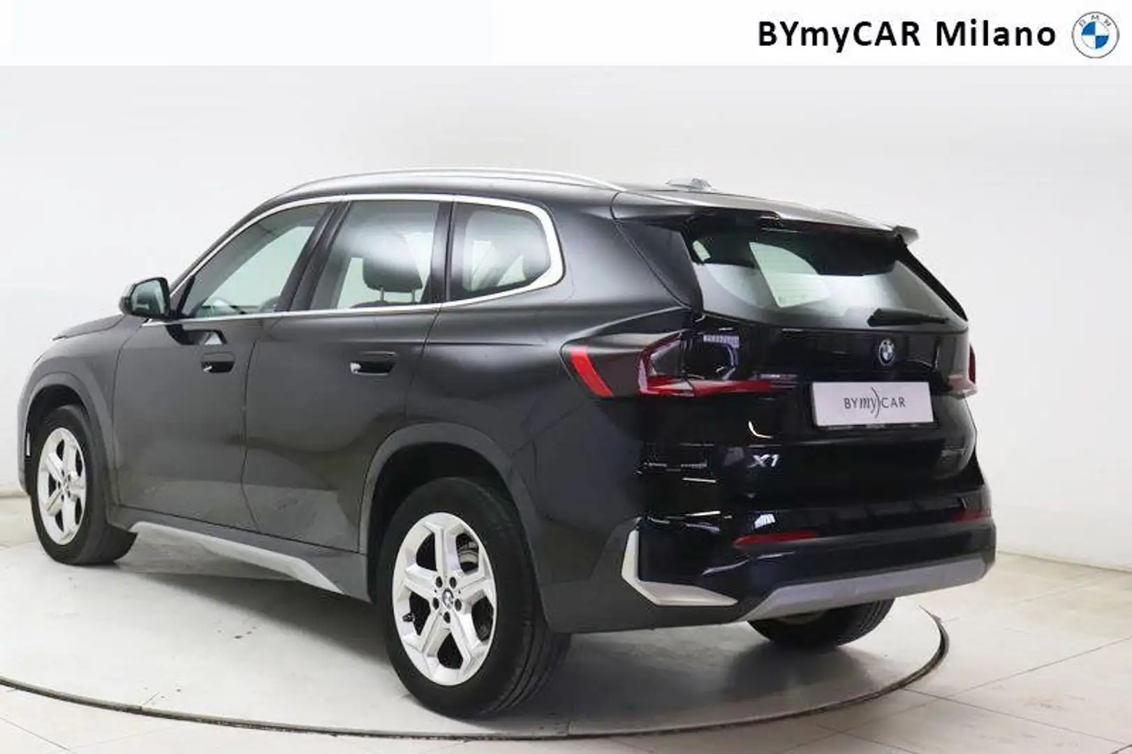 BMW X1 sdrive18d X-Line auto Nero - 2