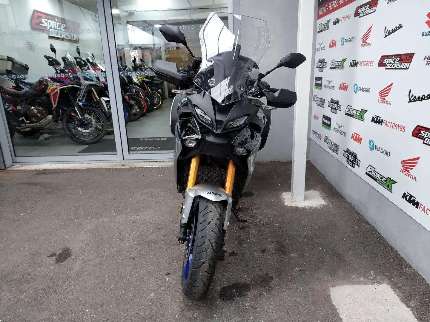 Yamaha Tracer 900 Azul - 2