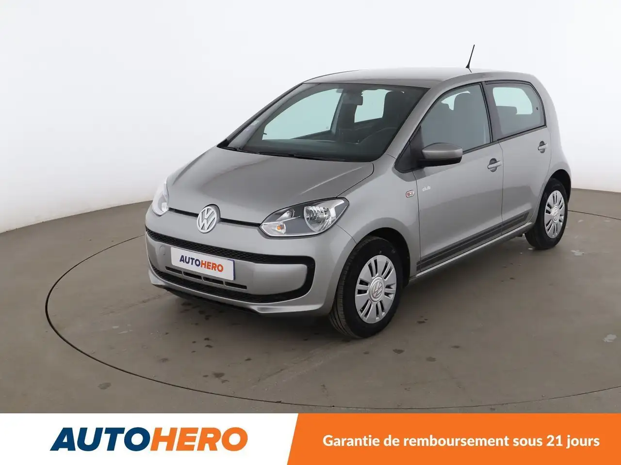 Volkswagen up! 1.0 Up! Club ASG5