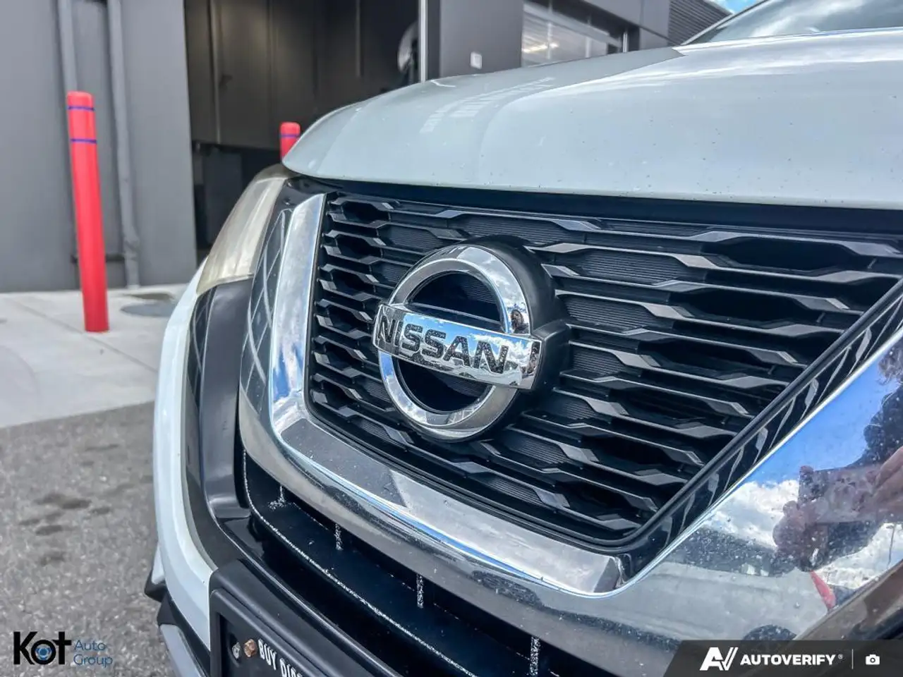 Nissan Rogue снимка Nissan Rogue