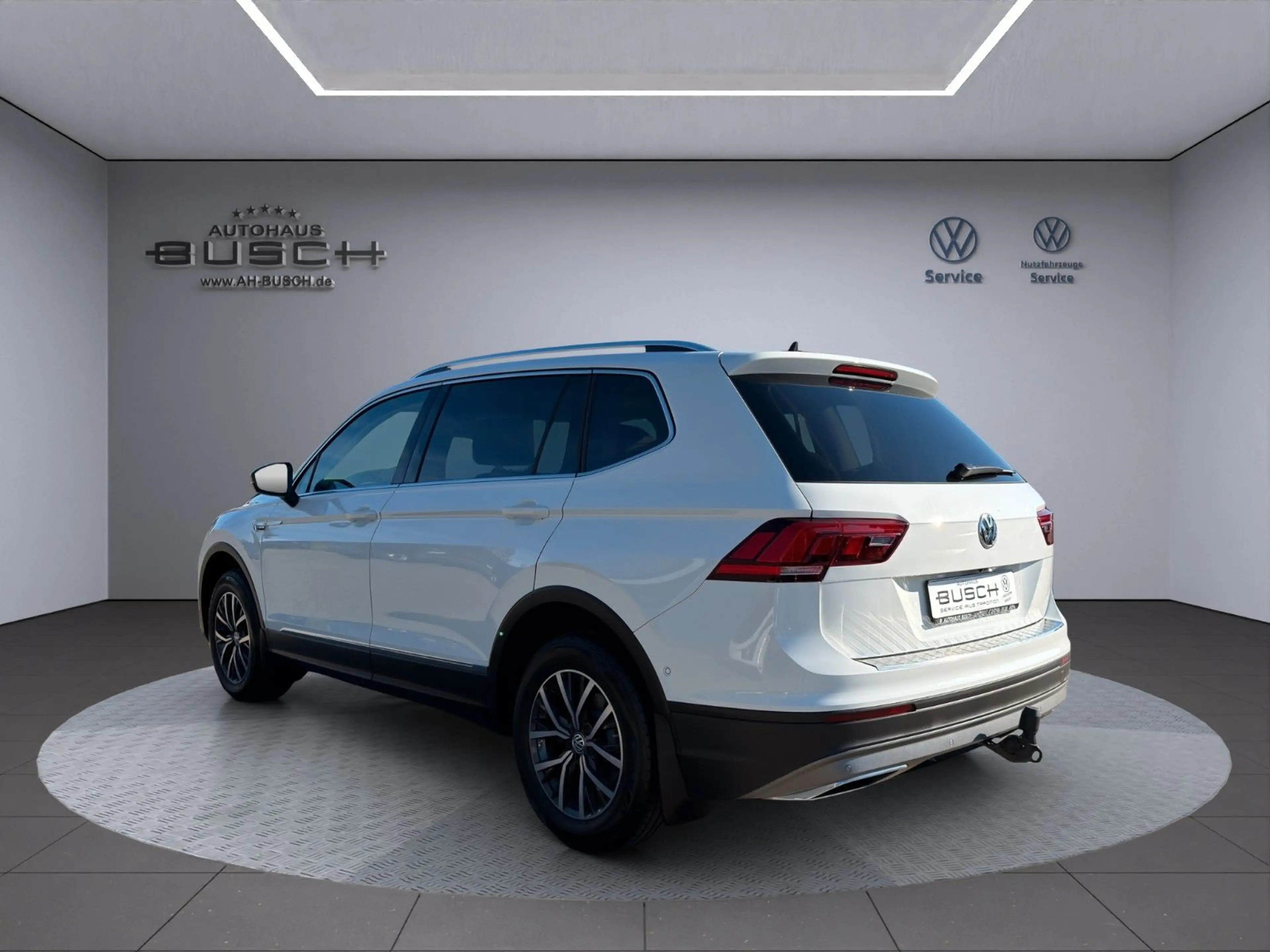 Volkswagen Tiguan Allspace 2.0 TDI DSG 4M 110KW Comfortline — photo 5