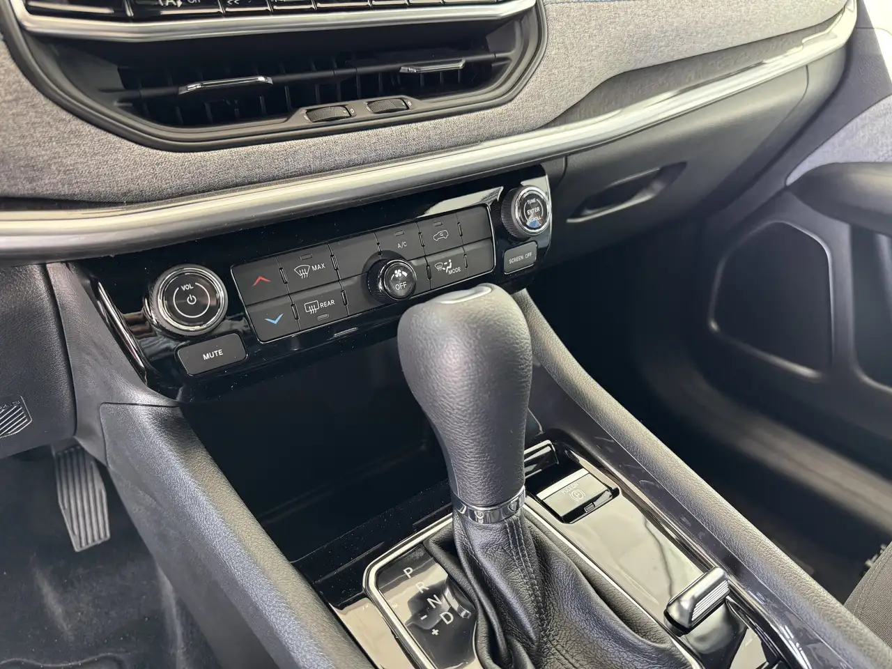 Jeep Compass снимка Jeep Compass