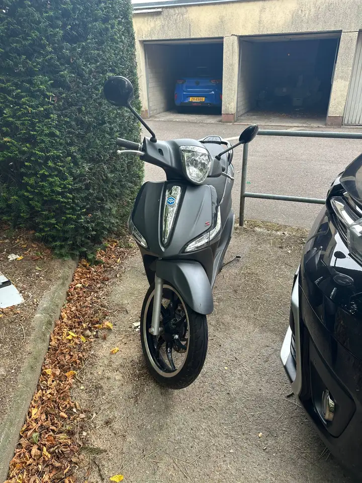 Vespa 125