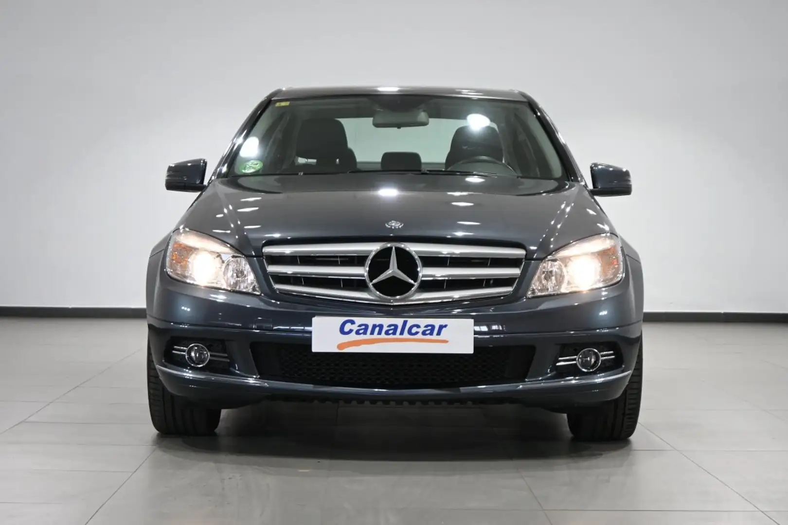 Mercedes-Benz C 180 K BE Avantgarde (045) Gris - 2