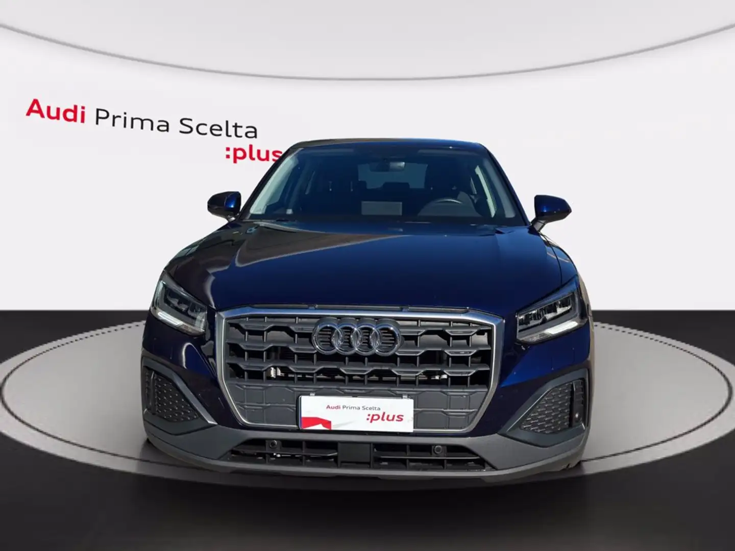 Audi Q2 30 1.0 tfsi business 110cv Bleu - 2