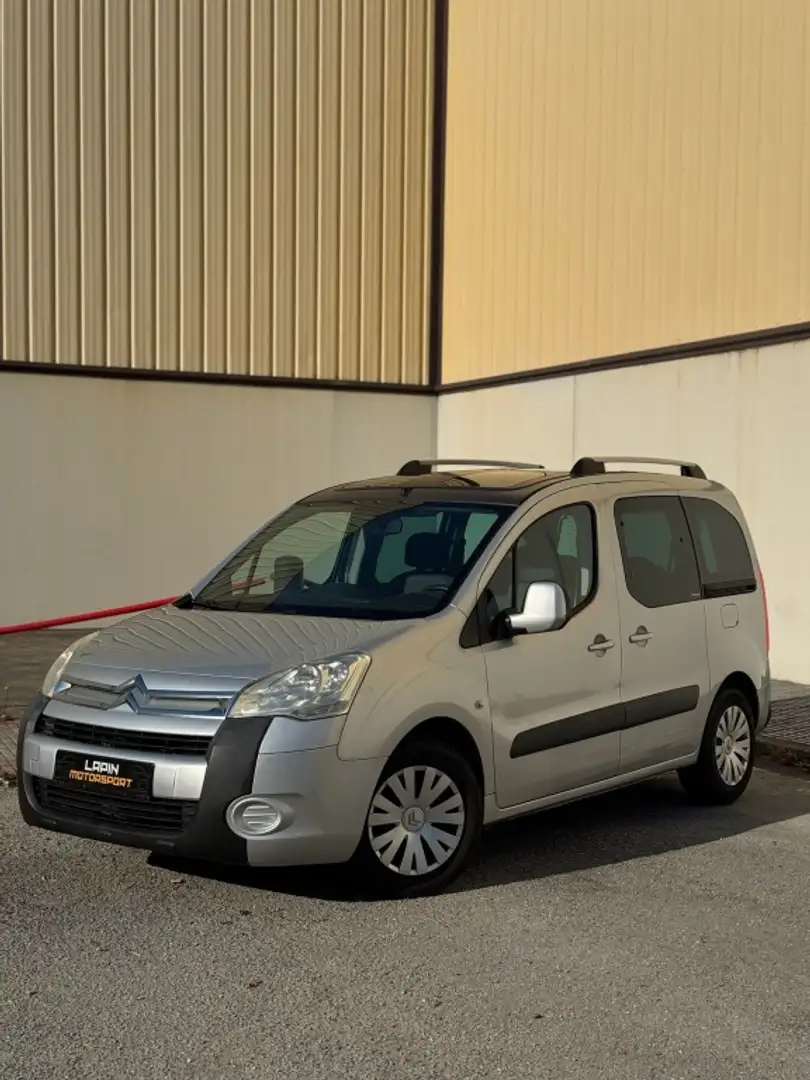 Citroen Berlingo Combi 1.6HDI XTR Plus 110 Gris - 1